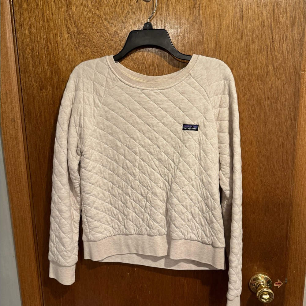 Patagonia Cream Crew Neck Sweater with Quilted Design